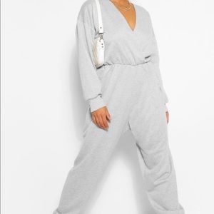 Boohoo, Plus Wrap Over Loopback Sweat Jumpsuit, grey, size 18 NWT